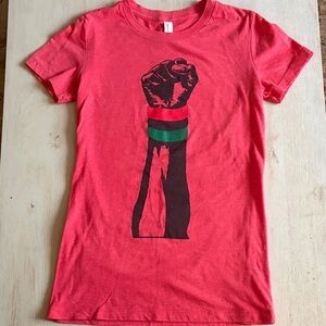 Women's Red Graphic Short Sleeve Tee